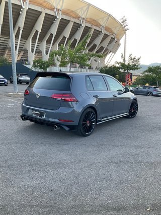 Volkswagen Golf GTI TCR 2.0 TSI 213kW(290CV) DSG