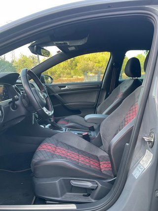 Volkswagen Golf GTI TCR 2.0 TSI 213kW(290CV) DSG
