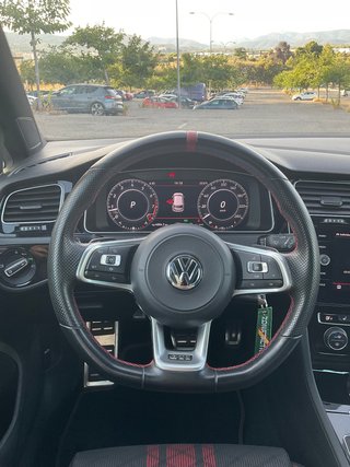 Volkswagen Golf GTI TCR 2.0 TSI 213kW(290CV) DSG