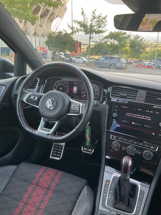Volkswagen Golf GTI TCR 2.0 TSI 213kW(290CV) DSG