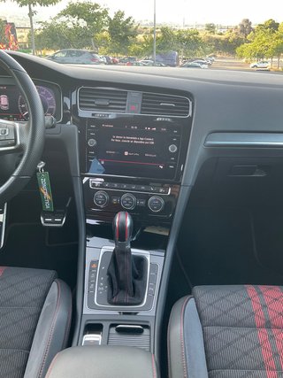 Volkswagen Golf GTI TCR 2.0 TSI 213kW(290CV) DSG