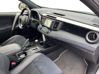 TOYOTA Rav4 2.5l hybrid 2WD Advance