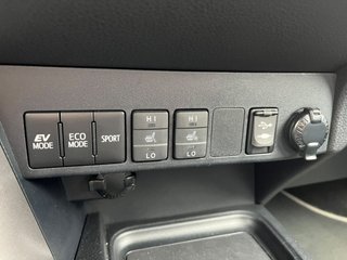 TOYOTA Rav4 2.5l hybrid 2WD Advance