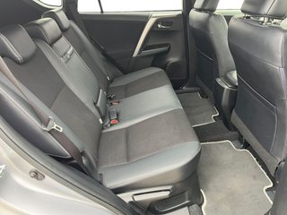 TOYOTA Rav4 2.5l hybrid 2WD Advance