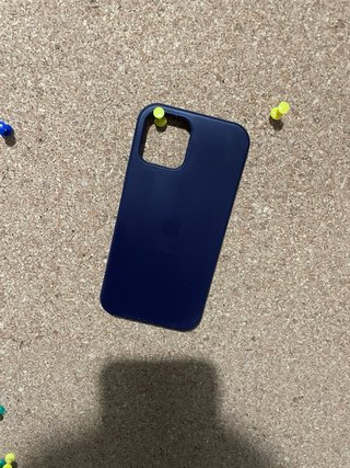 Funda silicona iPhone 12 / 12 Pro morada