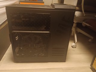 Caja PC Cooler Master Torre Negra