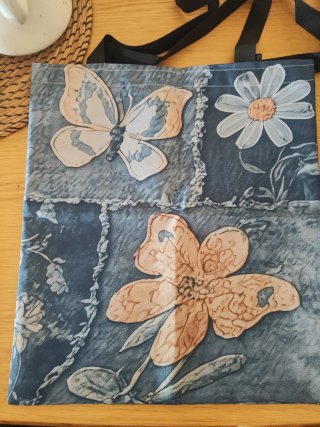 Pack bolso tote y neceser mariposas
