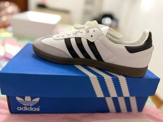 Adidas Samba Blancas y Negras