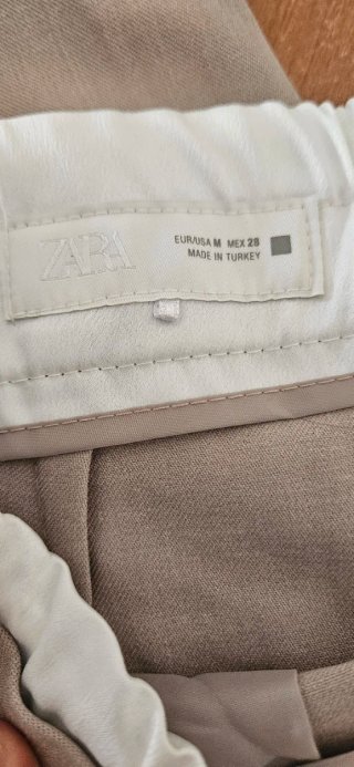 Pantalón Zara Beige Talla L