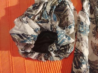 Blusa fina estampada manga acampanada