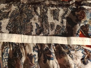 Blusa fina estampada manga acampanada