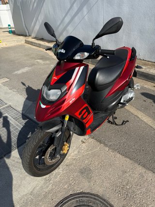 Aprilia 49cc - SR 50 MOTARD