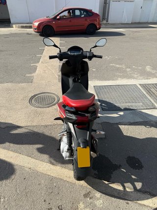 Aprilia 49cc - SR 50 MOTARD