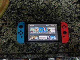 Nintendo Switch Joy-Con Azul y Rojo