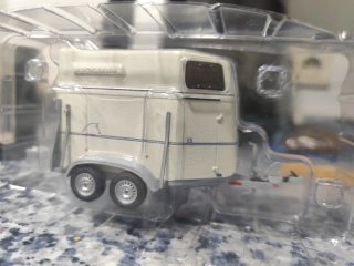 Minichamps 1:43 Remolque para caballos