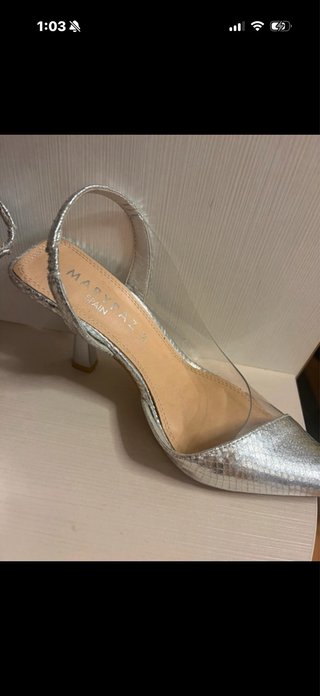 Zapatos Mary Paz plateados talla 36