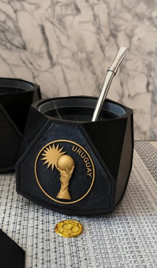 Mate Uruguayo Personalizado + Yerbera