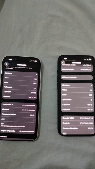 iPhone 14 y 17 en negro y azul marino