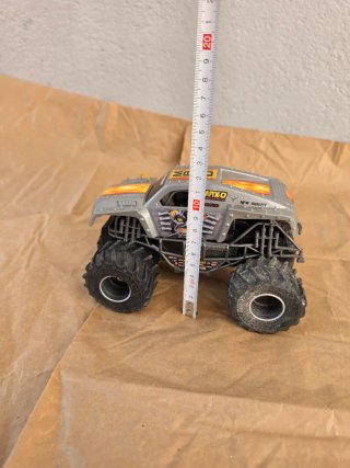 Coche teledirigido Monster Jam New Bright