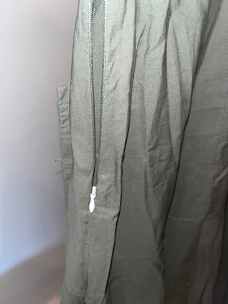 Vestido canalé y falda con bolsillos