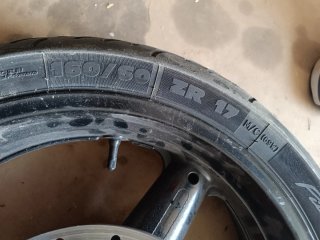 Juego de Llantas 17" Michelin Pilot Road