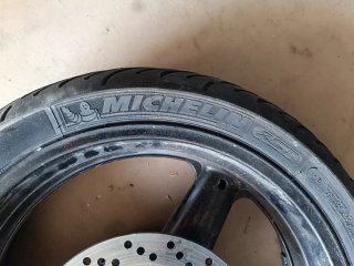 Juego de Llantas 17" Michelin Pilot Road