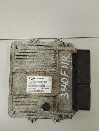 Fiat 819 centralita motor uce 51784560 doblo