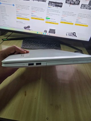 Portátil Lenovo i5 8GB/256GB SSD   Nvidia 4GB