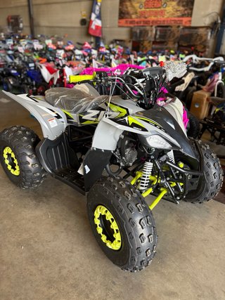 QUAD 125CC 4T Automático MRacing R8 con pantalla