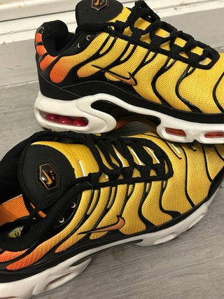 Nike Air Max Plus TN Naranja Amarillo