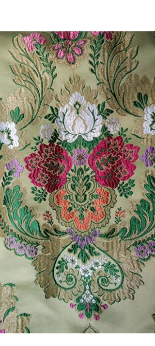 Traje de Fallera Oro y Verde pistacho