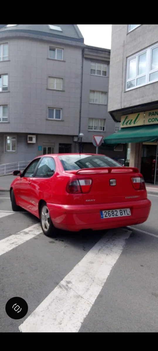 SEAT Cordoba 2003 - foto 1