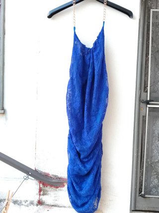 Abito donna blu pizzo con catena oro tg 42/44
