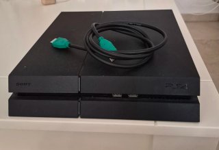 PS4 Slim Negra Sony