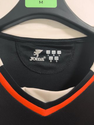 Camiseta deportiva Joma hombre negra naranja