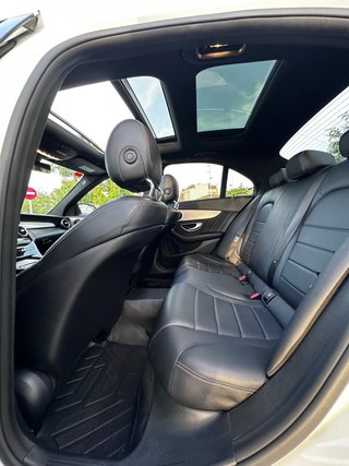 Mercedes-Benz Clase C 220d AMG