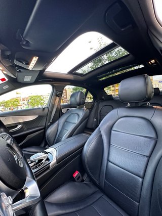 Mercedes-Benz Clase C 220d AMG