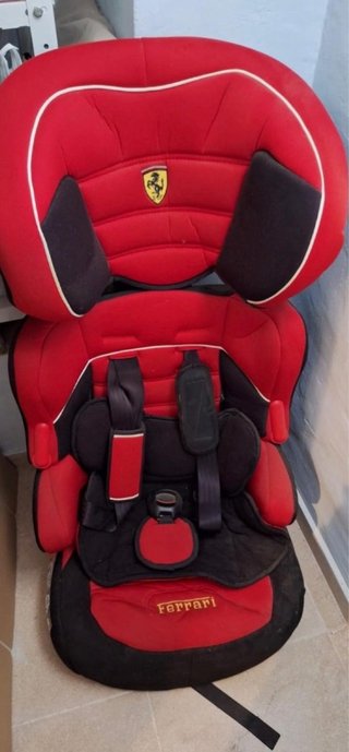 Silla coche Ferrari roja y negra
