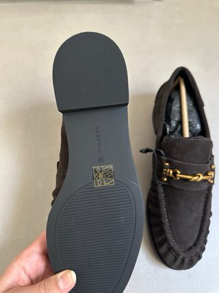 Mocasines de piel PARFOIS con hebilla dorada