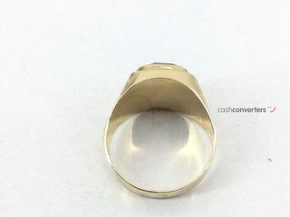 sello oro 18k con rubi