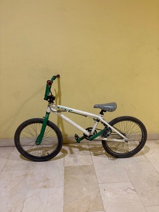 BMX GT Zone 20 blanco y verde oferta hoy