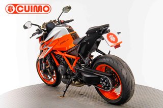 KTM 1290 SUPER DUKE R