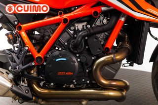 KTM 1290 SUPER DUKE R