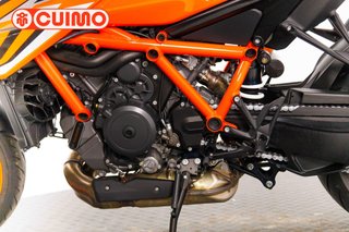 KTM 1290 SUPER DUKE R
