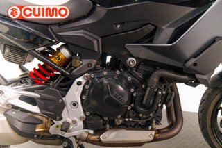 BMW F 900 XR