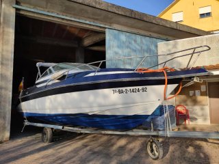 Barco Regal 6.30 Motor Mercruiser MPI 5.0