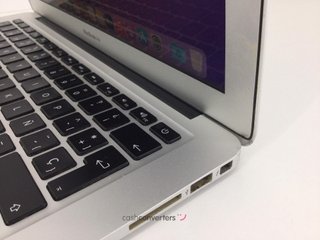 portatil apple apple macbook air core i5 1.8 13 (2017) (a1466)