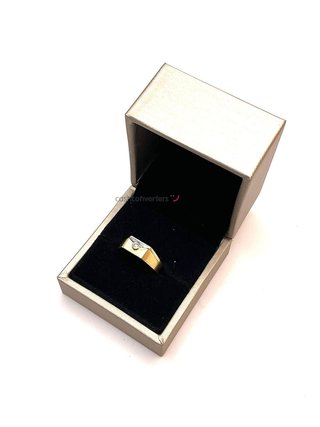 sello oro 18k con diamante