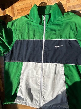 Chaqueta Nike Vintage Verde y Blanca