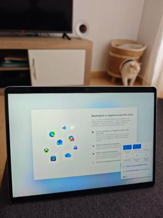 Surface Pro 9 i5 + Teclado (Windows 11)